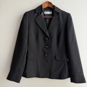 Tahari Arthur S Levine  Black Blazer Jacket Size 6 Professional Career Workwear